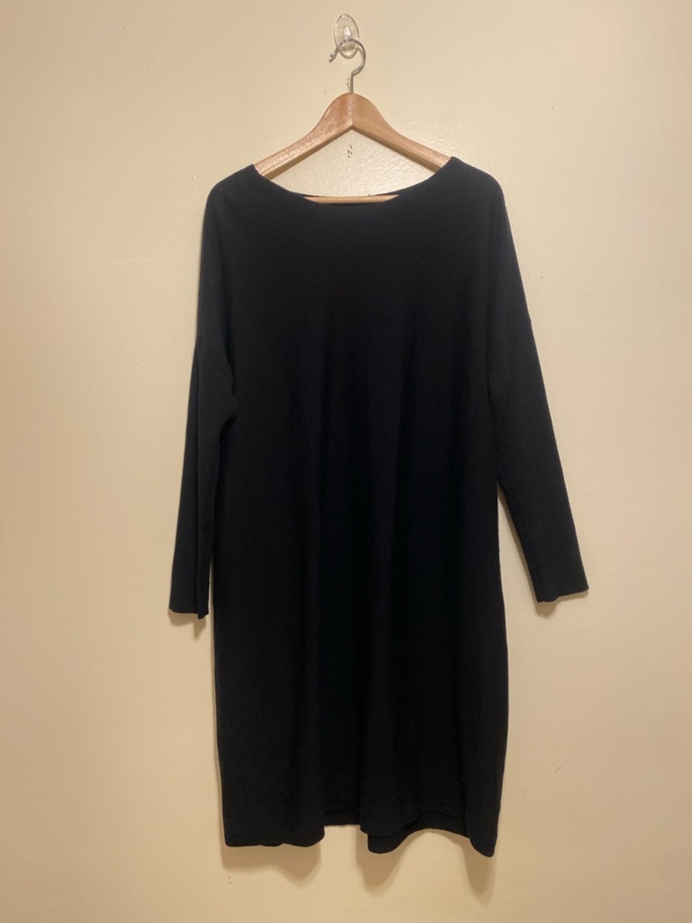 Eileen Fisher Black Long-Sleeve Knit Shift Wool Dress. Size S